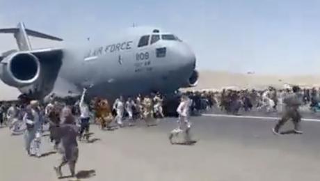 A USAF C-17 transport plane leaving Kabul, Afghanistan on August 16, 2021