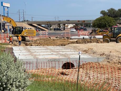 Red Arroyo Construction at Southwest Blvd. (LIVE! Photo/Yantis Green)