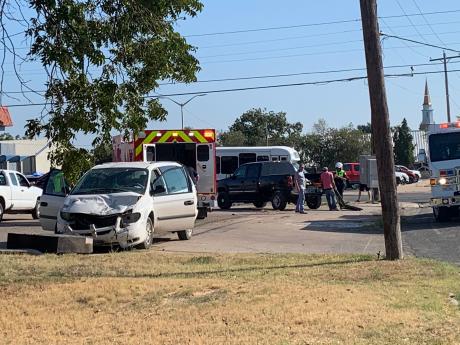 Minivan Crashes into Pickup 14th & Chadbourne (LIVE! Photo/Matt Trammell)
