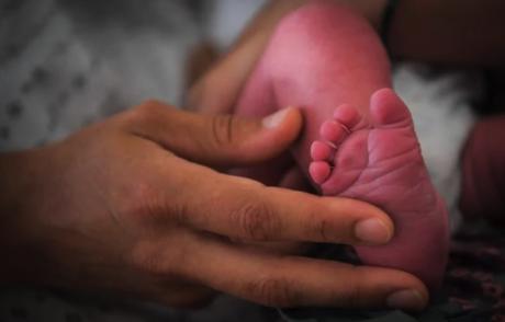 Infant Passing.  (Contributed/globalnews.ca)