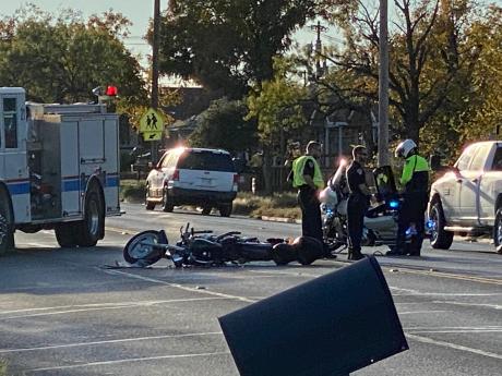 Motorcycle Crash 19th St. (LIVE! Photo/James Bouligny)
