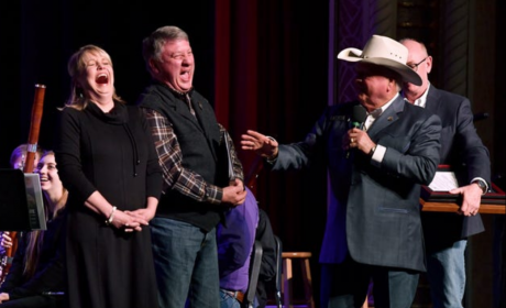 Ag Commissioner Miller Honors Texas Country Reporter Phillips (Contributed/TDA)
