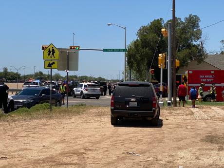 High Speed Chase/Crash Ends on Van Buren at Dallas (LIVE! Photo/James Bouligny)