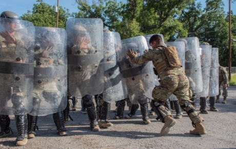 Texas National Guard Drills for Large Groups of Illegals (Contributed/gov.texas.gov)