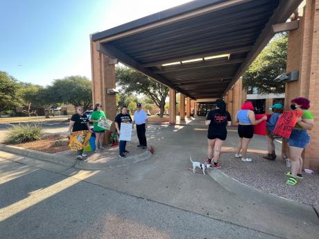 Liberal Leftists Protest Gov. Abbott in San Angelo Aug. 2022 (LIVE! Photo/Yantis Green)