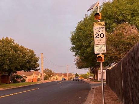 School Zone Caution Lighted Sign (LIVE! Photo/Yantis Green)