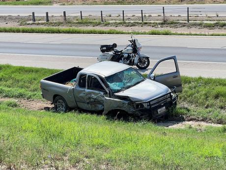 SAN ANGELO, TX — San Angelo police are investigating a serious crash on Loop 306 under the Foster Road overpass.