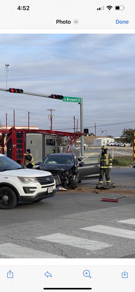 3 Vehicle Crash in the Cold 19th St. & Bryant (LIVE! Photo/James Bouligny)