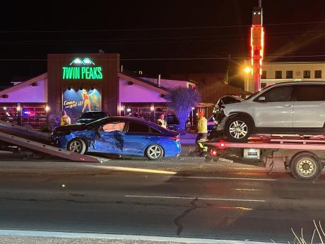 SAN ANGELO, TX — A crash closed down most of the lanes on Knickerbocker Rd. At S. Jackson St. in front of Twin Peaks Friday evening.