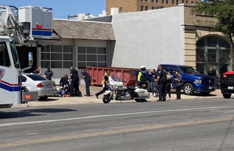 Worker Injured at Firestone Downtown 4.10.23 (LIVE! Photo/James Bouligny)
