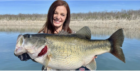 Lea Anne Powell and her World Record Bass