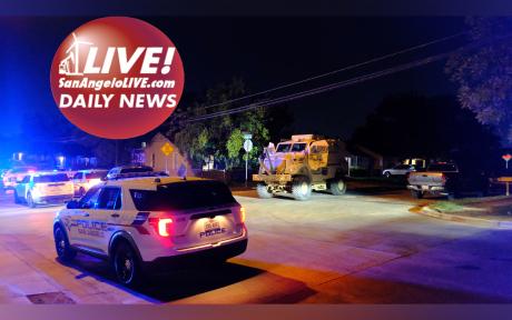 LIVE! Daily News | Stabbing Suspect Surrenders After Standoff