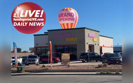 LIVE! Daily News | Awesome Donut is OPEN!