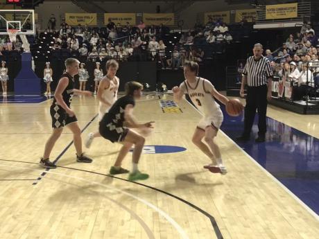 Garden City's Texas Brinkley tries to drive past Water Valley's Branson Lacy on Friday, Feb. 28, 2025, in their regional final.
