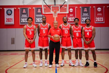 Led by the University of Houston, which is up one spot to No. 3, Texas still has three men’s basketball teams ranked in the Top 25 