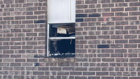 SAN ANGELO, TX — Flames erupted inside and out a window of one unit of the Aura Square Apartments at 3902 Sherwood Way on Wednesday afternoon, prompting a swift response from the San Angelo Fire Department.
