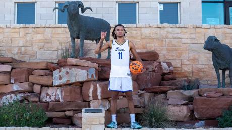 The Angelo State men's basketball team has signed Davon Scott, a top 10 prospect out of Oklahoma, head coach Vinay Patel announced Wednesday.