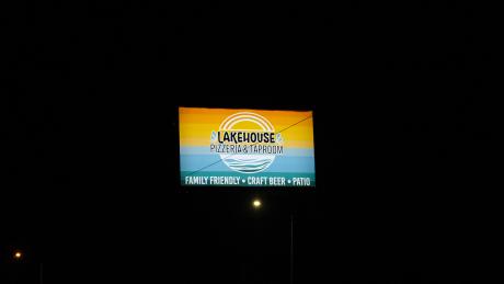 Lakehouse Pizzeria & Taproom