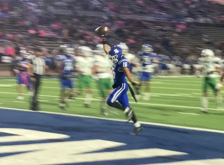 Gabriel Alvarez hauls in a touchdown pass against Burnet on Friday, Oct. 3, 2025, at San Angelo Stadium.