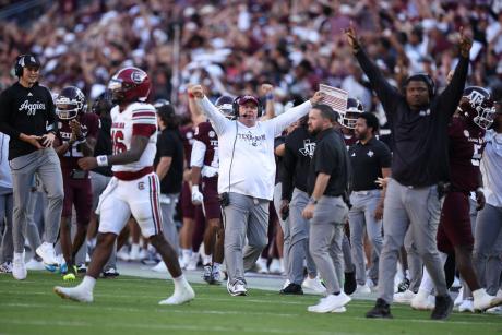 The No. 3-ranked Texas A&M Aggies defeated South Carolina 31-30 after the biggest comeback in school history, rallying from a 27-point deficit.