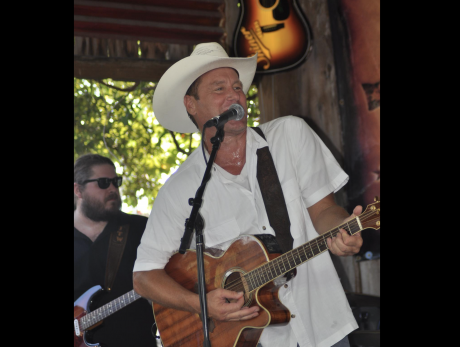 A birthday bash at Fiddlestrings Bar & Patio on Sunday will help raise funds for San Angelo’s July 4 flood victims.