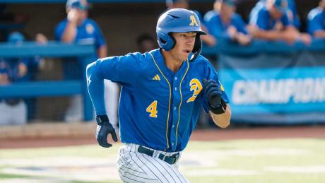 After a red-hot performance at the plate last weekend, Angelo State senior Austin Beck was named the National Hitter of the Week.