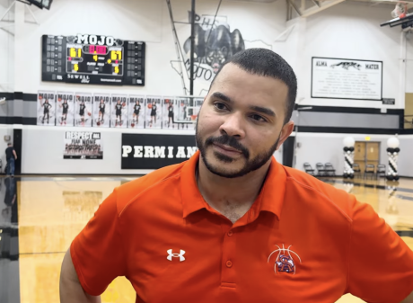 San Angelo Central boys basketball coach Arsenio Geter