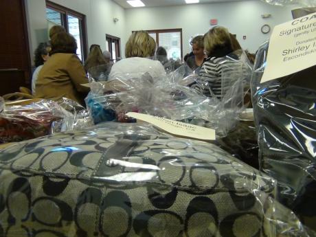 A Coach handbag awaits a new owner (LIVE! photo by Cheyenne Benson)