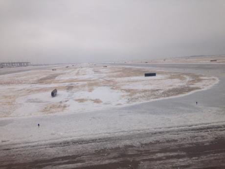 Flights into and out of DFW continue to be cancelled due to weather conditions. (LIVE! Photo by Joe Hyde)