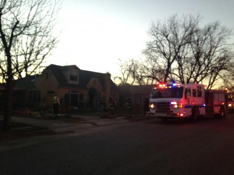 House fire at 200 block of N. Bishop in San Angelo, TX (LIVE! Photo/Chelsea Schmid)