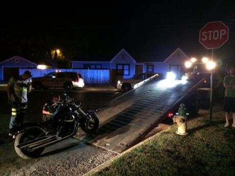 A motorcyclist fled on foot to avoid a traffic stop on Oct. 29, 2014. (LIVE! Photo/John Basquez)
