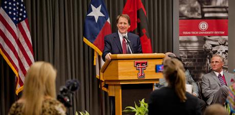 Texas Tech University System Chancellor Robert Duncan (Texas Tech University System)