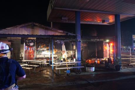 Lone Star Cheeseburger burns on Feb. 14. 2015. (LIVE! Photo/John Basquez)