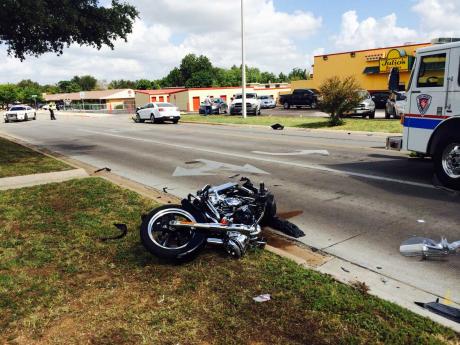 Harley motorcycle crash off Knickerbocker Road on September 8, 2014. (LIVE! Photo/John Basquez)
