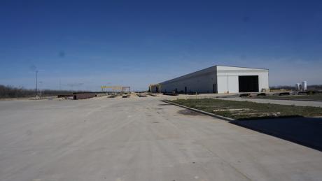 The Hirschfeld-Martifer facility built on the Old Ballinger Highway. (LIVE! Photo/Joe Hyde)