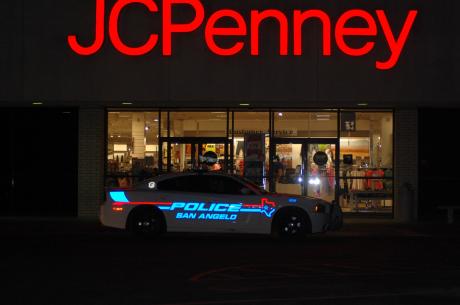 Approximately six units for the San Angelo Police, including Lake Division patrolmen responded to Sunset Mall early this evening, Mar. 19, 2014. (LIVE! Photo/Joe Hyde)