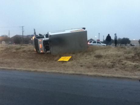 The investigation of the crash extended into the early Sunday morning. (LIVE! Photo/Joe Hyde)