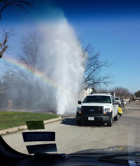 Water line break at Luna and Maryland. (Contributed Photo/Richard Lopez)