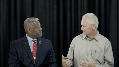 Texas GOP Chair Allen West and Yantis Green (LIVE! Photo/Manny Diaz)