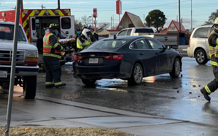 Crash on in Front of H-E-B