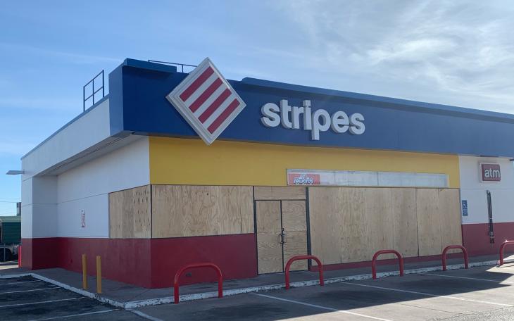 Stripes at West Ave. N and S. Bryant