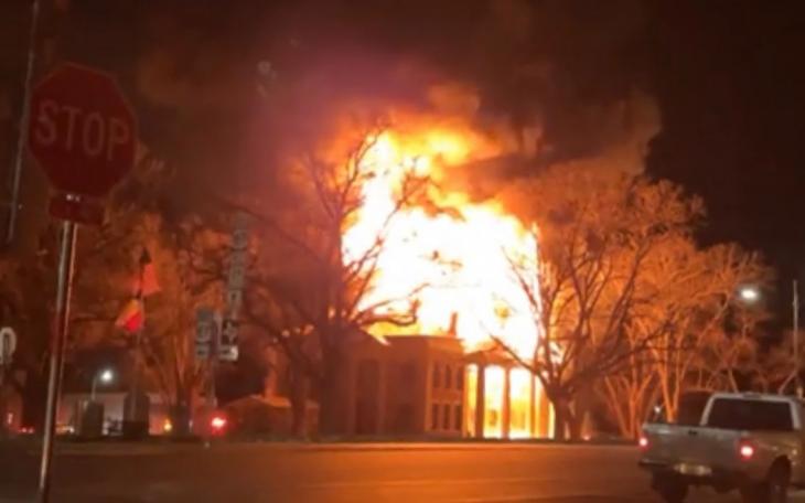 Mason County Courthouse fire on Feb. 4, 2021