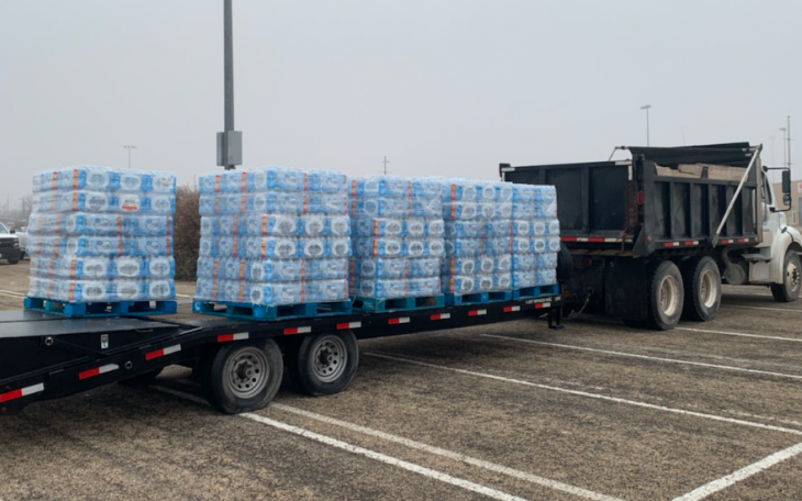 North Side Residents Flock to Lake View Stadium for Free Water