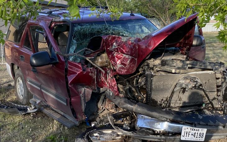 Crash Into Tree 19th and Armstrong