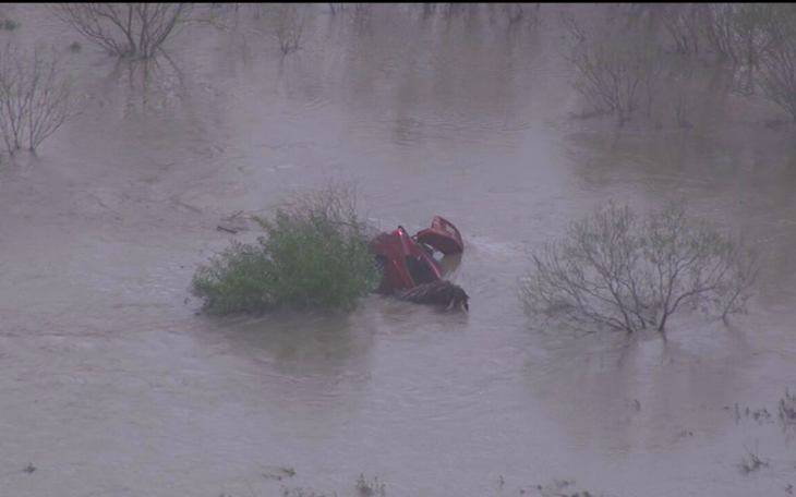 Women and Child Presumed Dead After Being Swept By Floodwaters | SBG San Antonio