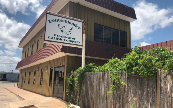 Deutschlander Freshwater Catfish Company