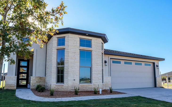 5606 King Mill Circle in Bentwood