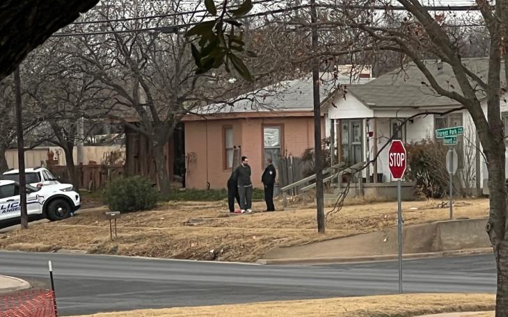San Angelo Police Take Howard St. Suspect into Custody (LIVE! Photo/Matt Trammell)