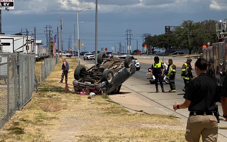 Ford Ranger Rolls on S. Bryant (LIVE! Photo/James Bouligny)