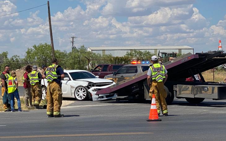 SAN ANGELO, TX — Two passenger cars collided at the intersection of FM 2105 and Grape Creek Road at around 2 p.m. Saturday. One of the vehicles also hit a guide wire of an electrical tower on August 13, 2022